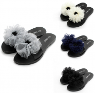 Slippers for women wearing sandals with flat bottom and soft bottom